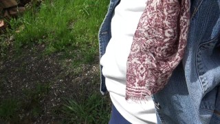 Kürt üvey anne ve üvey oğlu İstanbul'da halka açık bir ormanda romantik vakit geçiriyor